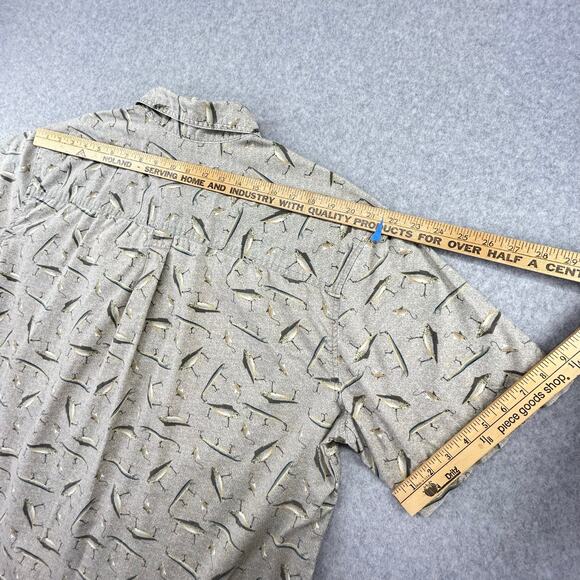 Woolrich Camp Shirt Mens XL Short Sleeve Tan Fishing Lures Button Down Stretch - Picture 13 of 16